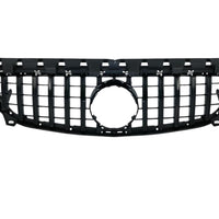Detaliu gros-plan al grilei GTR Negru pentru Mercedes CLA W117 2016–2018, cu bare verticale și finisaj negru lucios, ABS rezistent.