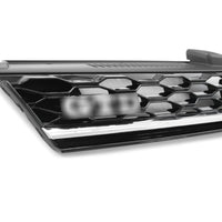 Prim-plan grilă sport GTD pentru VW Golf 7 MK7, cu design hexagonal și spațiu central pentru emblemă.