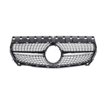 Vedere frontală grilă CLA 45 Look gri pentru Mercedes CLA W117 (2013–2015), fabricată din ABS rezistent, stil sportiv și elegant.