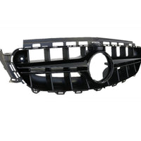 Grilă E63 Look neagră pentru Mercedes E-Class W213, fabricată din ABS de calitate, vedere frontală completă pe fundal alb.