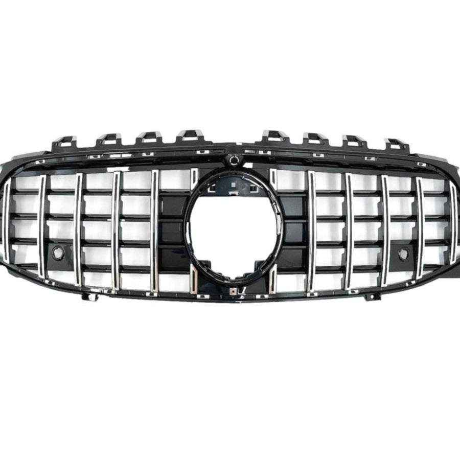 Grilă GTR cromată pentru Mercedes CLA W118 (2019+), prezentată frontal, design cu lamele verticale cromate, piesă aftermarket ABS durabil.