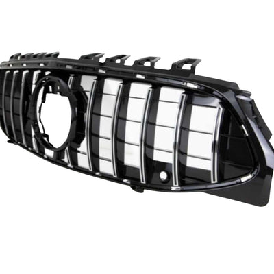 Grilă frontală GTR cromată pentru Mercedes CLA W118 (2019+), vedere laterală, lamele verticale cromate, ABS rezistent, piesă aftermarket premium.