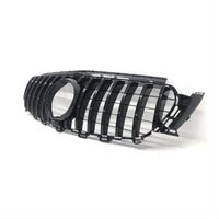 Grilă auto aftermarket GTR Negru pentru Mercedes E-Class W213 (2016-2019), vedere frontală pe fundal alb, design sportiv cu bare verticale.