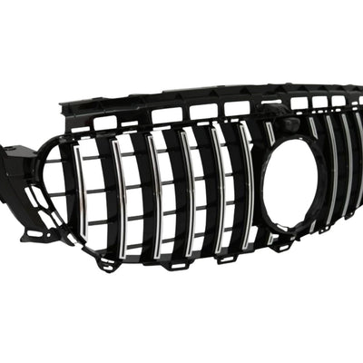 Grilă GTR cromată pentru Mercedes E-Class W213, 2016–2018, fotografie din unghi lateral dreapta, plastic ABS rezistent.