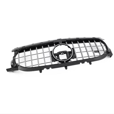 Grilă frontală GTR cromată pentru Mercedes-Benz GLA H247 (2020+), imagine din perspectivă oblică, design elegant și sportiv, material ABS premium.