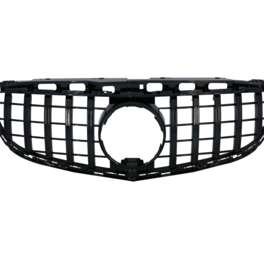 Imagine frontală cu grilă GTR neagră pentru Mercedes E-Class W212 Facelift (2013–2015), fabricată din plastic ABS rezistent, design sportiv și elegant.