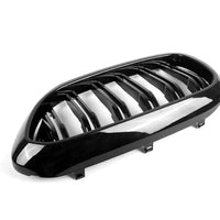 Imagine frontală cu grilele auto duble M5 Look pentru BMW G30/G31. Design sport full black, plastic ABS durabil.