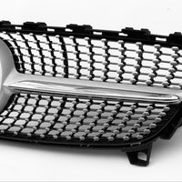Grilă auto Diamond gri pentru Mercedes A-Class W176, vedere frontală, structură ABS rezistentă, stil premium cu finisaj cromat.