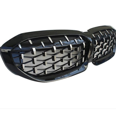 Grilă diamant BMW Seria 3 G20 (2019+), detaliu din unghi lateral, plastic ABS durabil, design sportiv aftermarket.