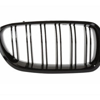 Vedere frontală a unei grile față tip M5 Look pentru BMW Seria 5 F10 (2011–2018), material ABS negru lucios, componentă aftermarket.