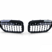 Grilă frontală sport Diamond Piano Black compatibilă BMW Seria 5 G30/G31, design modern, vedere din unghi oblic pentru detalii de finisaj.