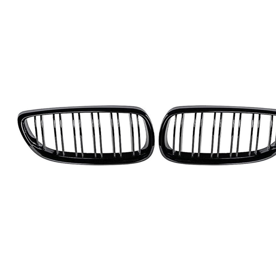 Vedere frontală a setului complet de grile frontale pentru BMW Seria 3 E92/E93 (2006–2009), finisaj Piano Black, design sportiv, material ABS.