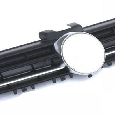 Grilă frontală R VW Golf 7R, compatibilă cu modelele 2013–2019, ABS negru rezistent, cu emblemă centrală rotundă și detaliu cromat, design sportiv agresiv.