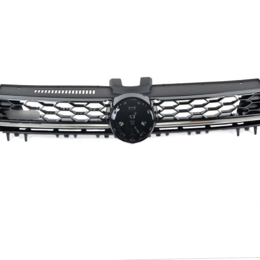 Prim-plan grilă sport GTD pentru VW Golf 7 MK7, cu design hexagonal și spațiu central pentru emblemă.