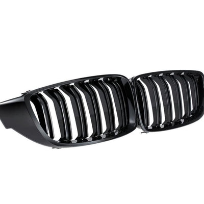 Grilă sport M4 look pentru BMW Seria 4 F32/F33 (2013–2019), fabricată din ABS negru lucios, prezentare laterală a componentelor auto aftermarket.