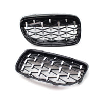 Set complet grile frontale Diamond M3 Look pentru BMW Seria 3 E90 Sedan/Touring 2006–2009, finisaj negru lucios, vedere frontală.