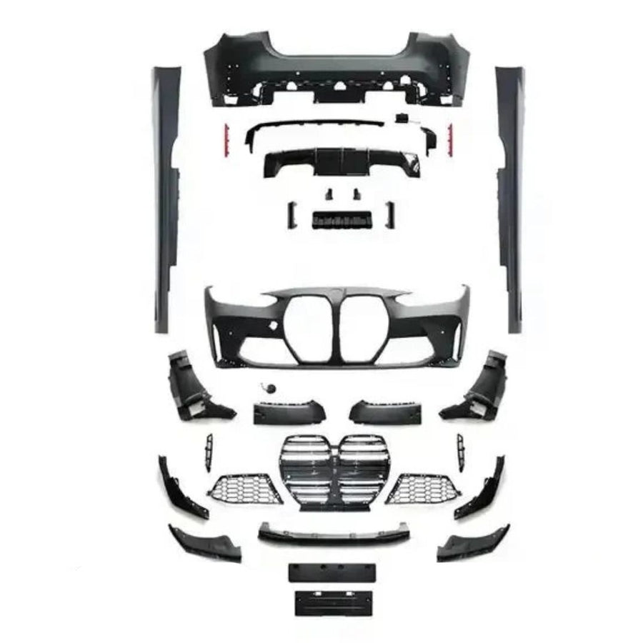 Kit exterior complet compatibil BMW Seria 4 G22/G23 (2020+), aspect M4 – vedere de sus cu toate componentele: bară față, bară spate, grile, difuzor, praguri.