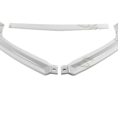 Set complet splitter față R-Line alb, format din 3 piese, compatibil cu Volkswagen Jetta 2015+. Ideal pentru upgrade estetic sportiv. Produs aftermarket.