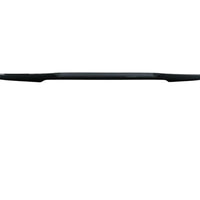 Spoiler sport negru lucios inspirat din designul M4, compatibil cu BMW Seria 4 F32 Coupe (2 uși, 2013–2019). Vedere frontală completă a produsului aftermarket din plastic ABS de calitate superioară.