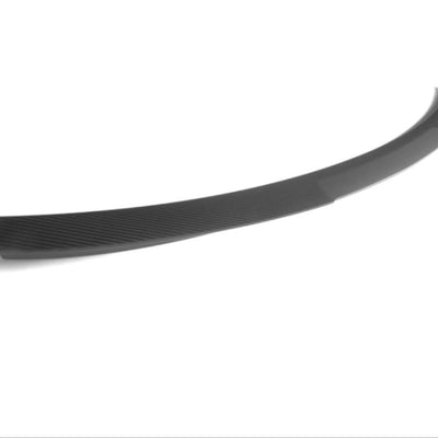 Spoiler sportiv M4 Look pentru BMW Seria 4 G22, vedere unghi jos, detaliu design curbat, finisaj carbon, piesă auto aftermarket.