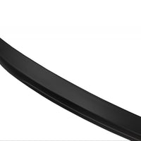 Spoiler portbagaj BMW Seria 5 E60 M5 Look, material ABS, finisaj negru brillant, vedere frontală pe fundal alb, piesă auto aftermarket.