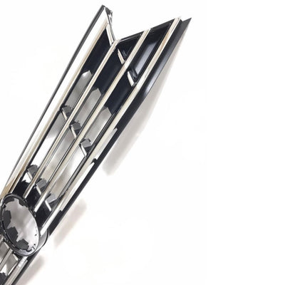 Vedere laterală a grilei frontale R-Line pentru VW Passat B8 (2015–2018), evidențiind unghiurile agresive și estetica modernă.