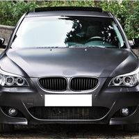 Pentru seria 5 E60, bară față care arată ca M5 (cu lampă de ceață)